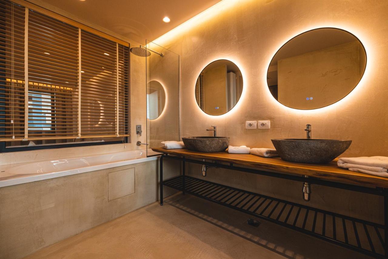 Azar Luxury Suites Vlorë 외부 사진
