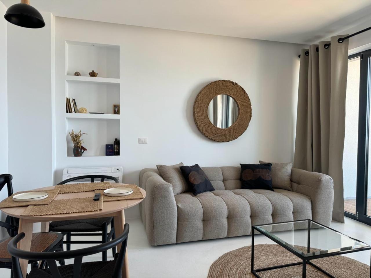 Azar Luxury Suites Vlorë 외부 사진